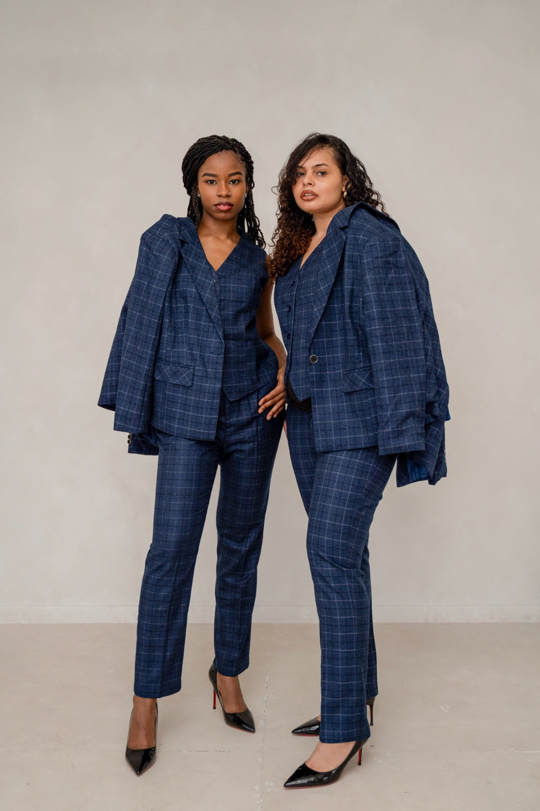The plaid powered 3-piece pantsuit